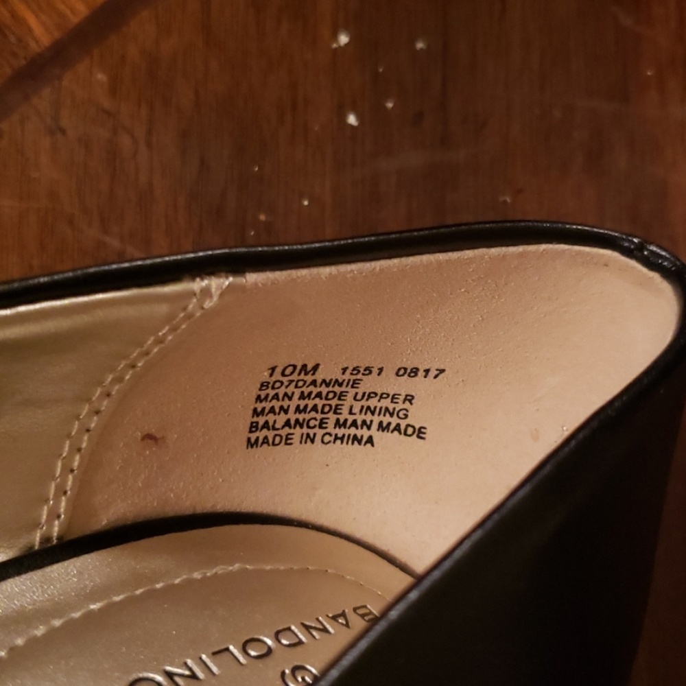 Heels - Picture 4 of 4